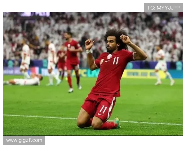 国足新星闪耀亚洲赛场中国队逆转夺冠点燃全国球迷热情