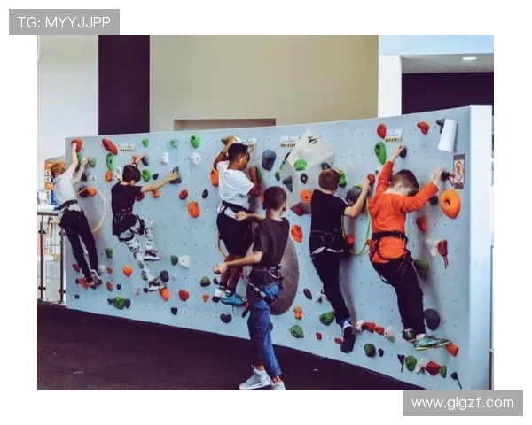 以网球为核心探讨竞技精神与技术发展的多维度融合路径 以网球为核心探讨竞技精神与技术发展的多维度融合路径