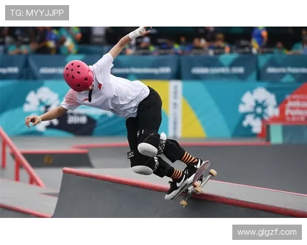 深圳滑板队在全国滑板配合排行榜中荣获第五名的佳绩引发关注 深圳滑板队在全国滑板配合排行榜中荣获第五名的佳绩引发关注