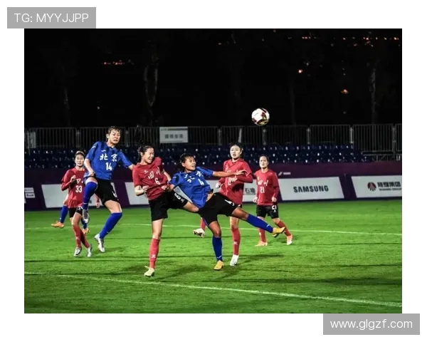 赛后分析：北京足球队与西安足球队在比赛中的战术灵活性对比