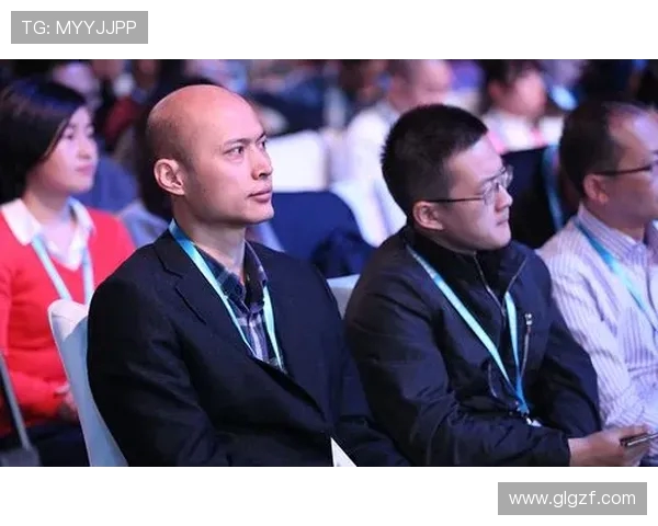 电子竞技产业的崛起与发展趋势分析：全球化视野下的未来挑战与机遇