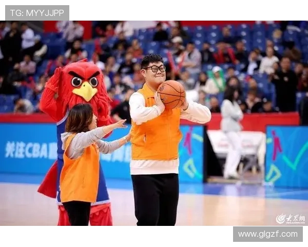 CBA联赛精彩对决广夏战青岛谁能在赛场上笑到最后